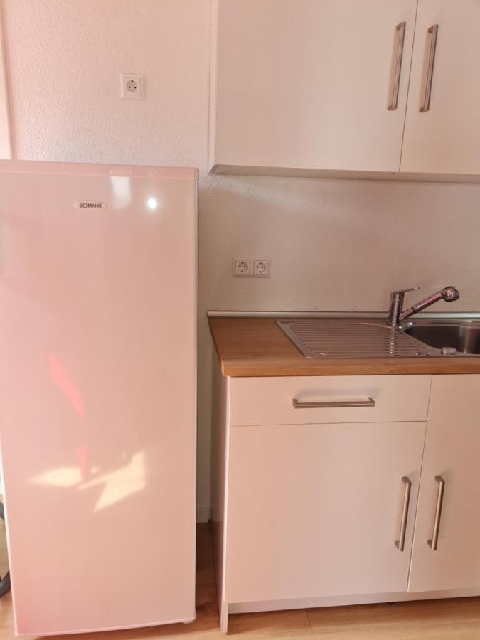 Haupt 3 Hostel Eningen unter Achalm Екстериор снимка