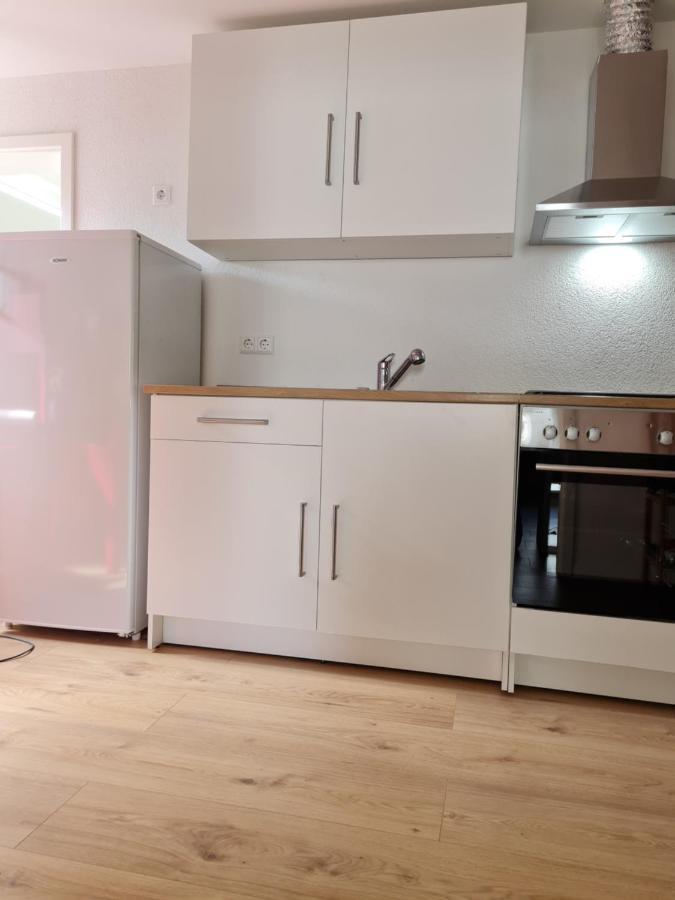Haupt 3 Hostel Eningen unter Achalm Екстериор снимка