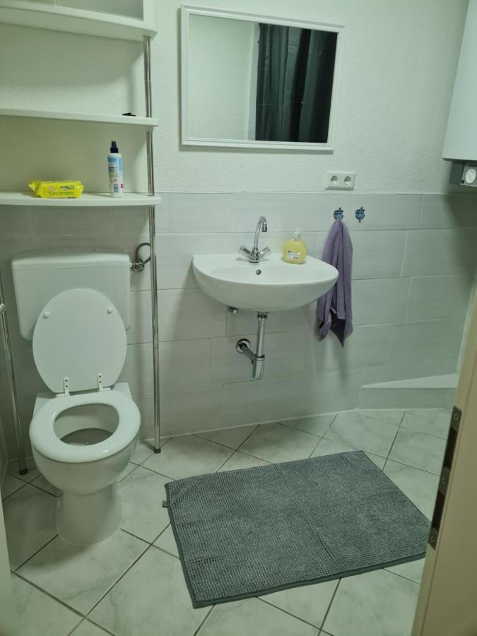 Haupt 3 Hostel Eningen unter Achalm Екстериор снимка