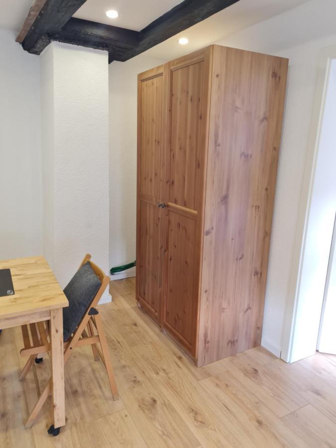 Haupt 3 Hostel Eningen unter Achalm Екстериор снимка